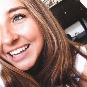 Meet your Posher, Sophia